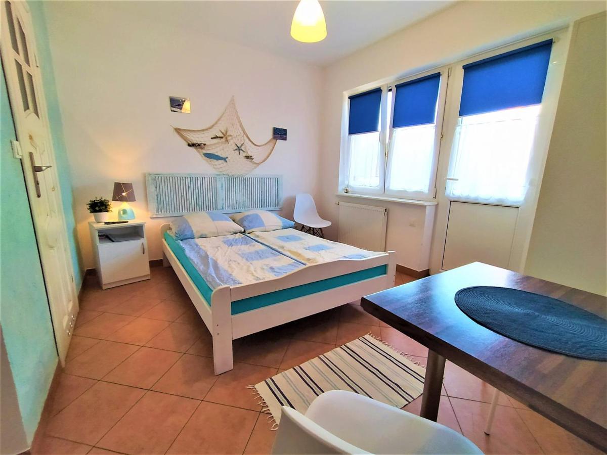 Madzia Wladyslawowo Z Aneksami Kuchennymi Apartment Luaran gambar